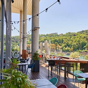 Novotel Lyon Centre-Confluence Bord De Saone